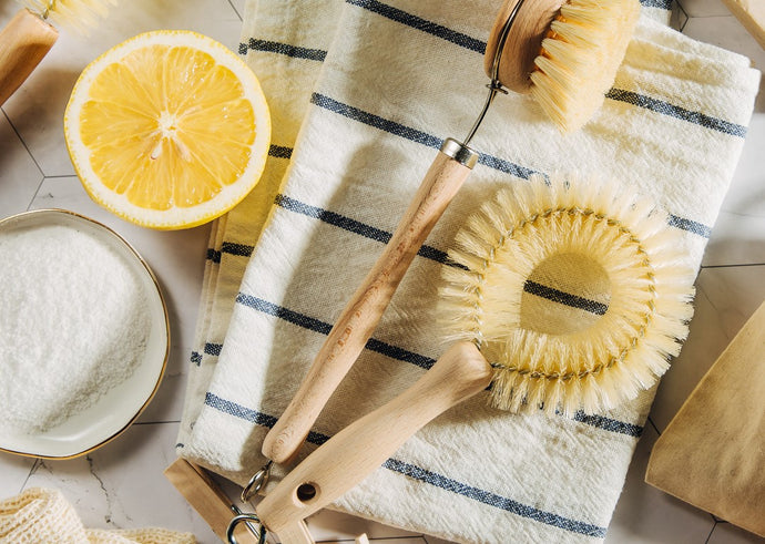 Our Favorite All-Natural Spring Cleaning "Hacks"
