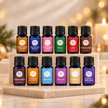 Load image into Gallery viewer, Merry &amp; Bright Essential Oil Gift Collection – 12 x 5 ml